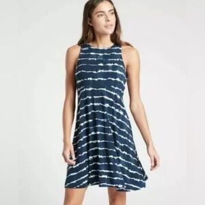 ATHLETA Santorini Thera Printed Dress Tie Dye Stripe | Navy M Medium U5